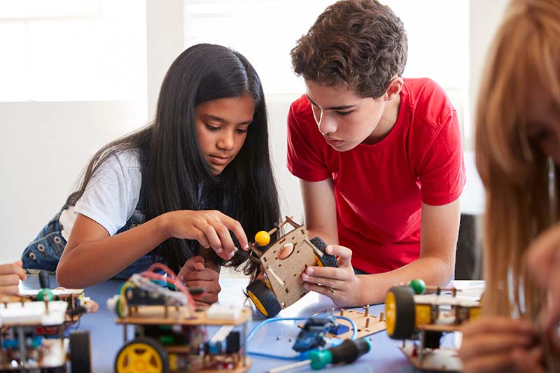 Understanding the Importance of STEM Programs for Your Child
